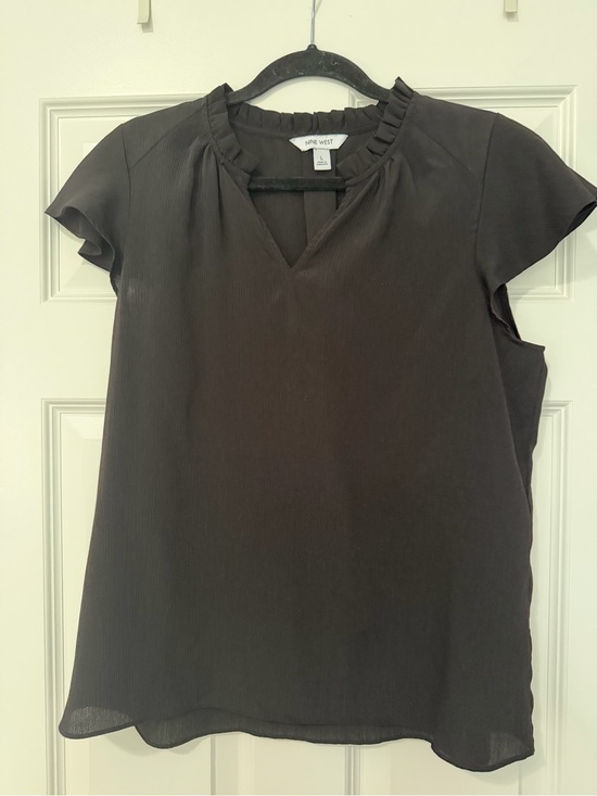 Nine West Tops - Nine West Black Short Sleeve Ruffled V-Neck Blouse